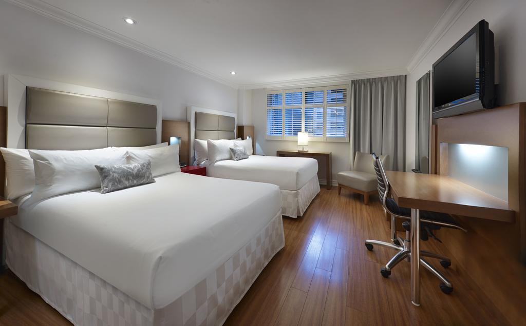 Cheap Toronto Hotels near Rogers Centre Deals up to 60 off!