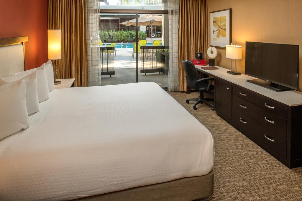 Cheap Hotels near Oregon Convention Center in Portland - Deals up to 60